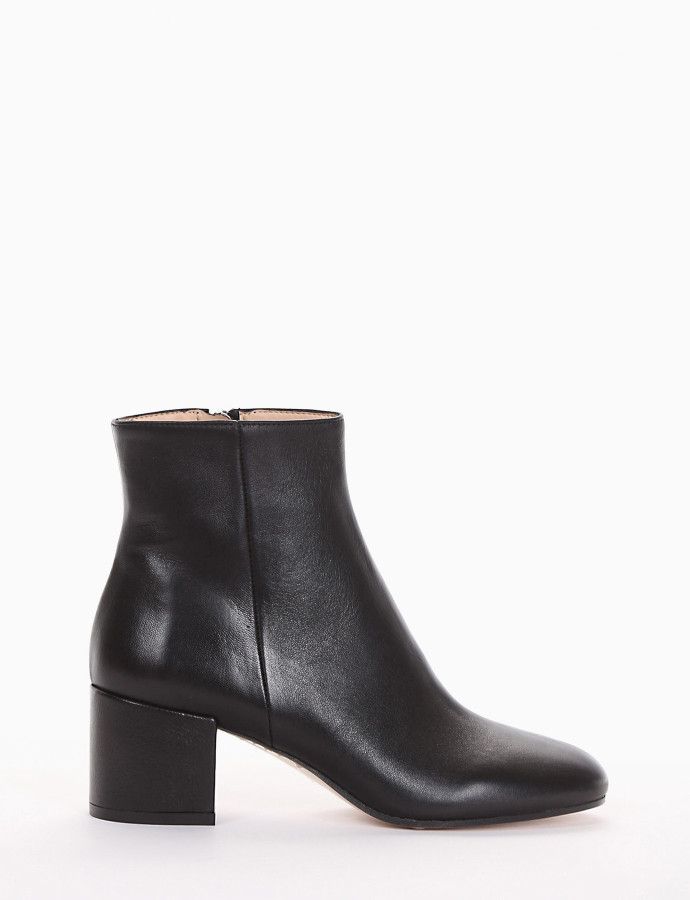 Loloa Black Genuine Leather Kitten Heel Ankle Boot – Aerosoles