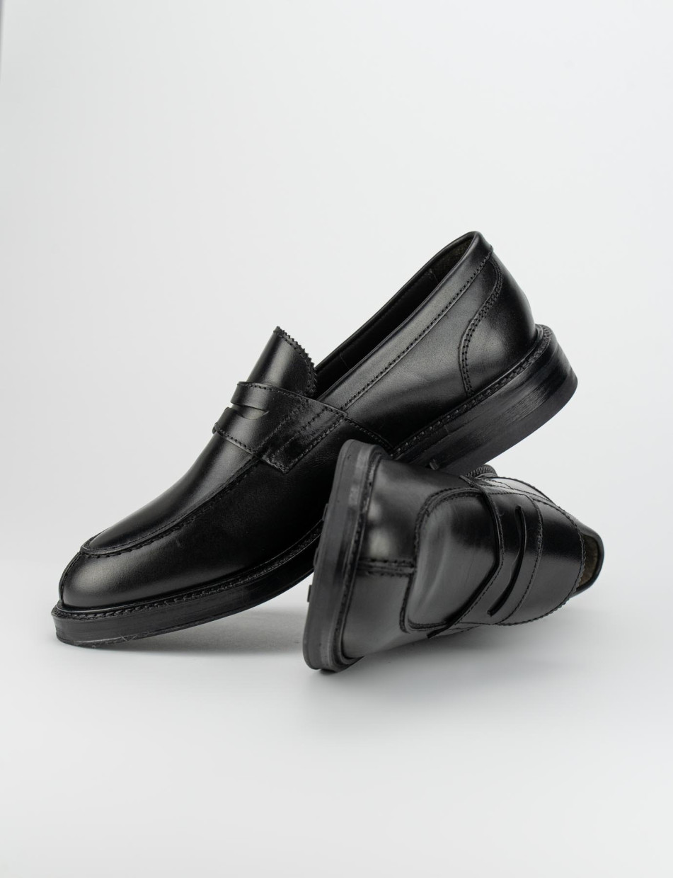 Mocasines tacón 1 cm negro cuero