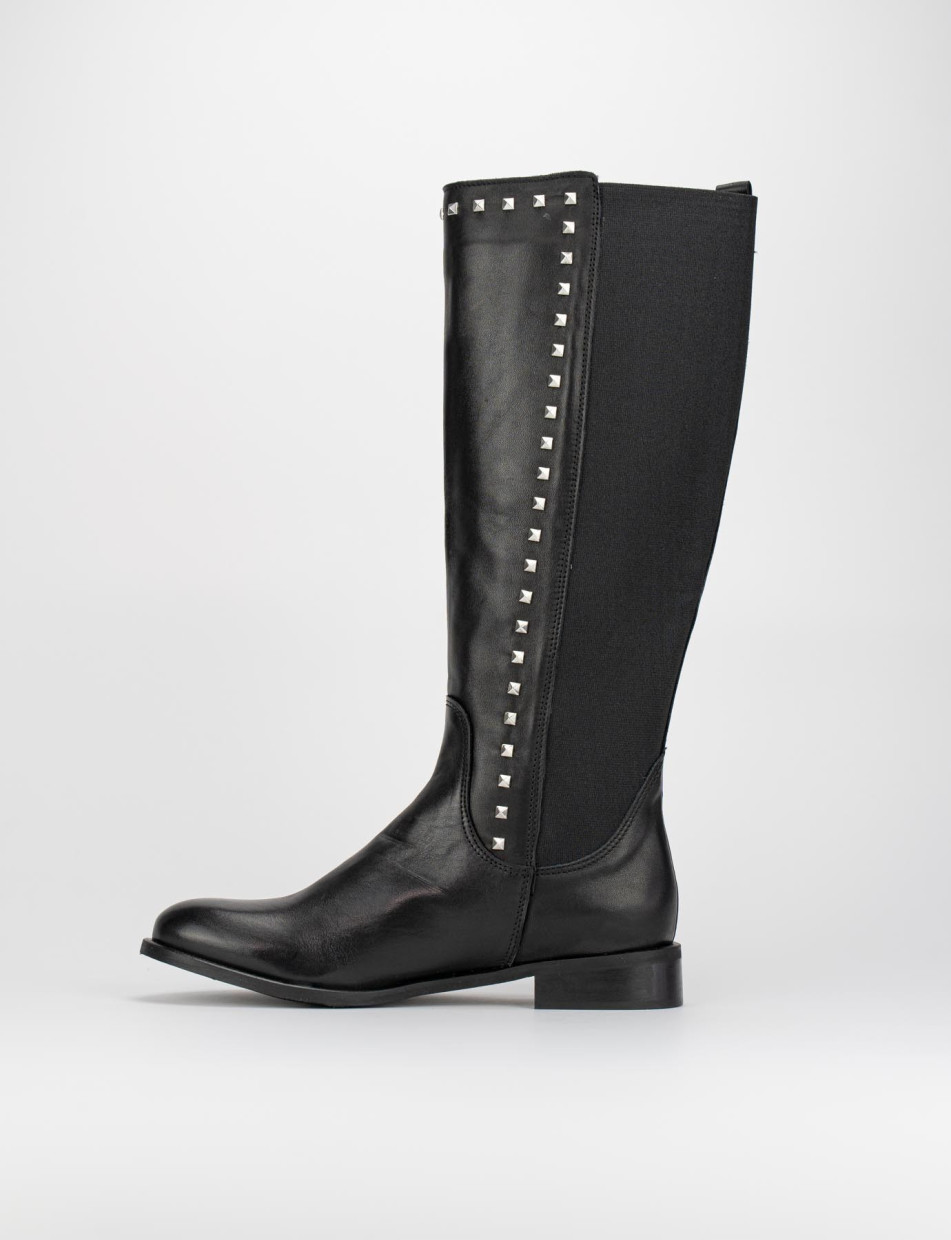 Botas de tacón bajo tacón 2 cm negro cuero