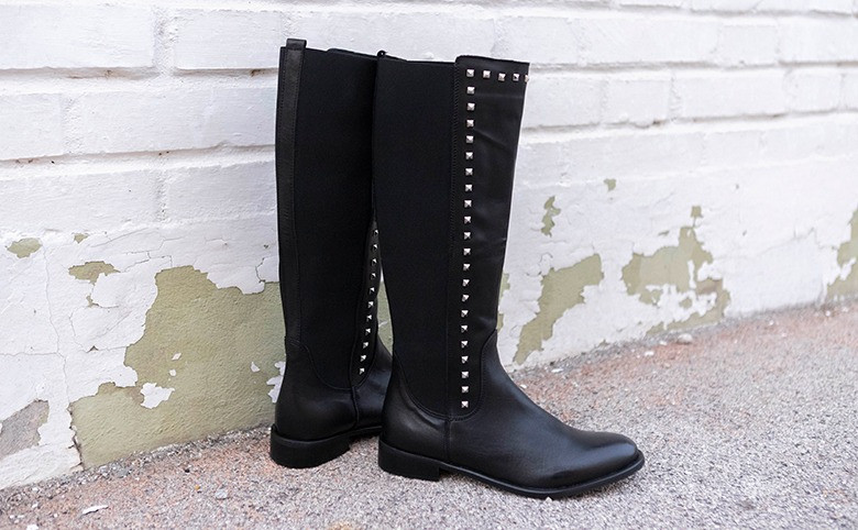 Botas de tacón bajo tacón 2 cm negro cuero