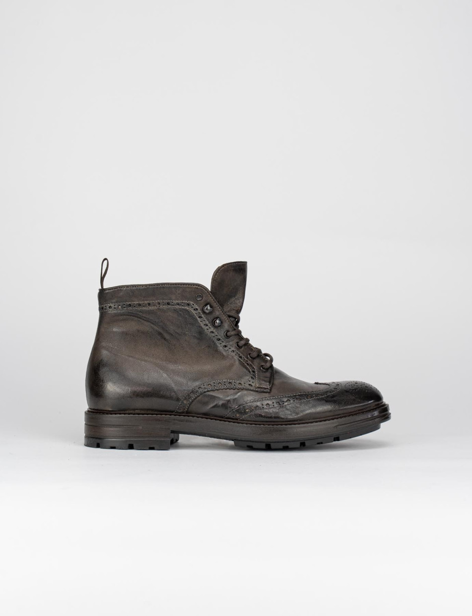 Botas militares tacón 1 cm marrón oscuro cuero