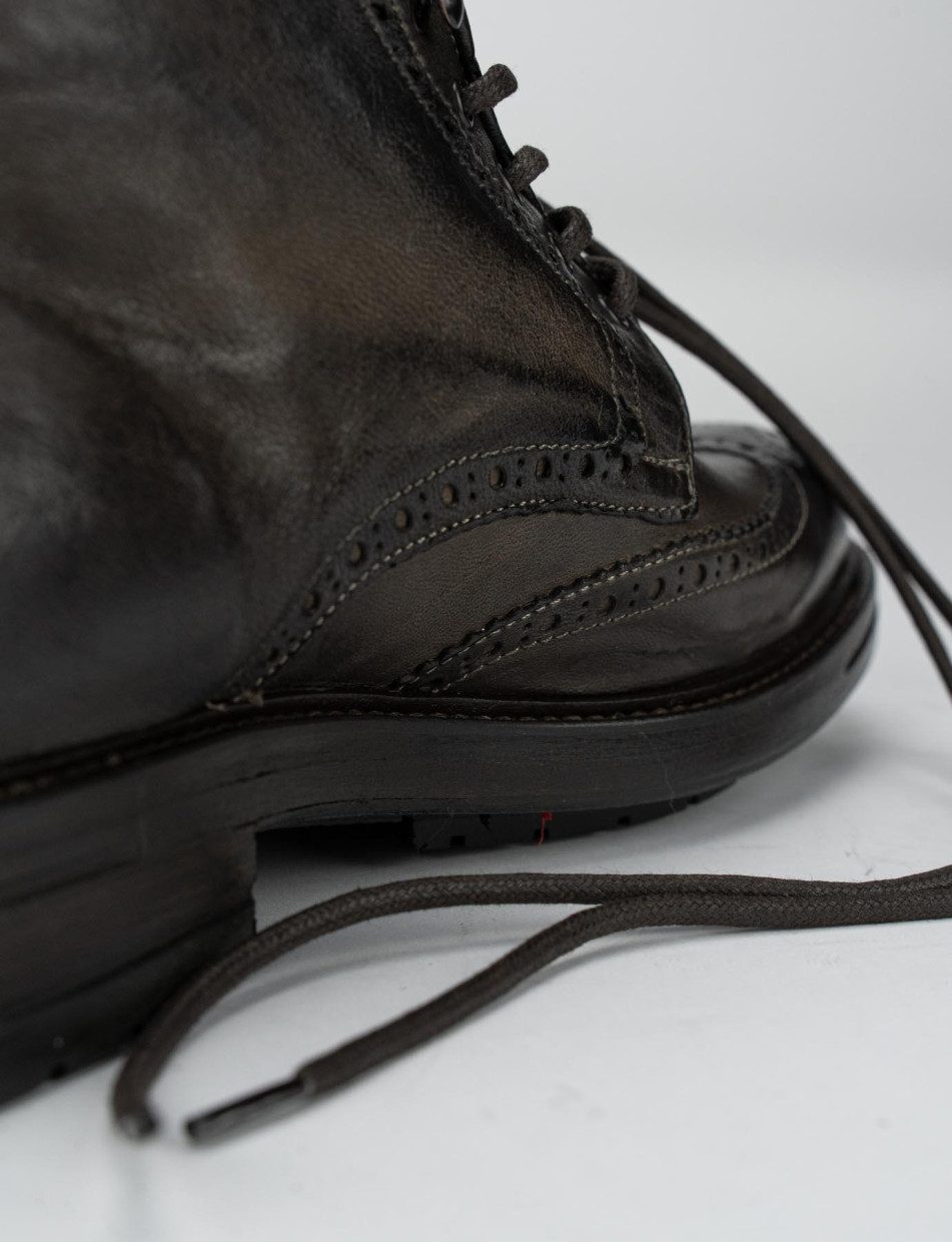 Botas militares tacón 1 cm marrón oscuro cuero