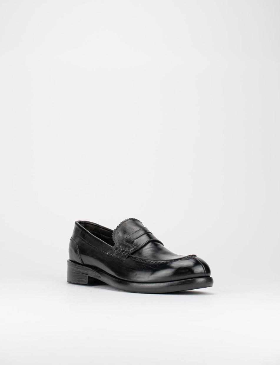 Mocasines tacón 2 cm negro cuero