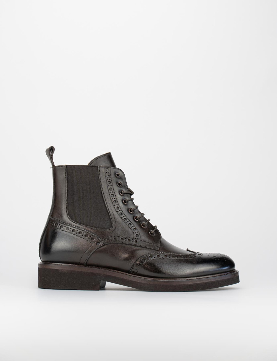 Combat boots dark brown leather