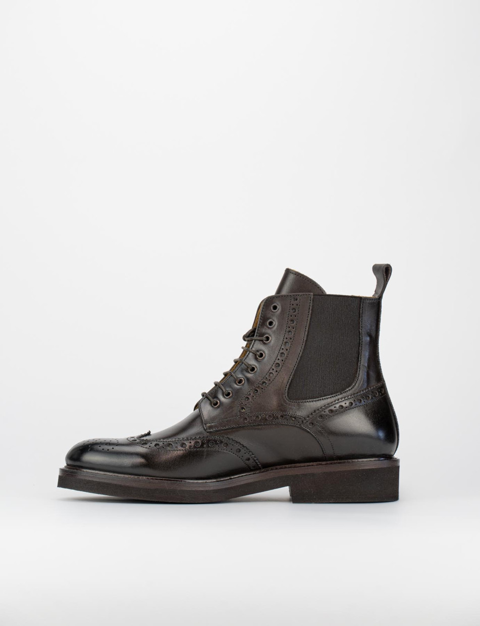 Combat boots dark brown leather