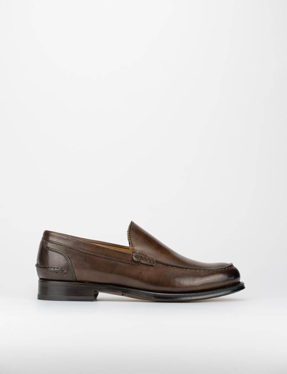 Mocassino tacco 1 cm testa