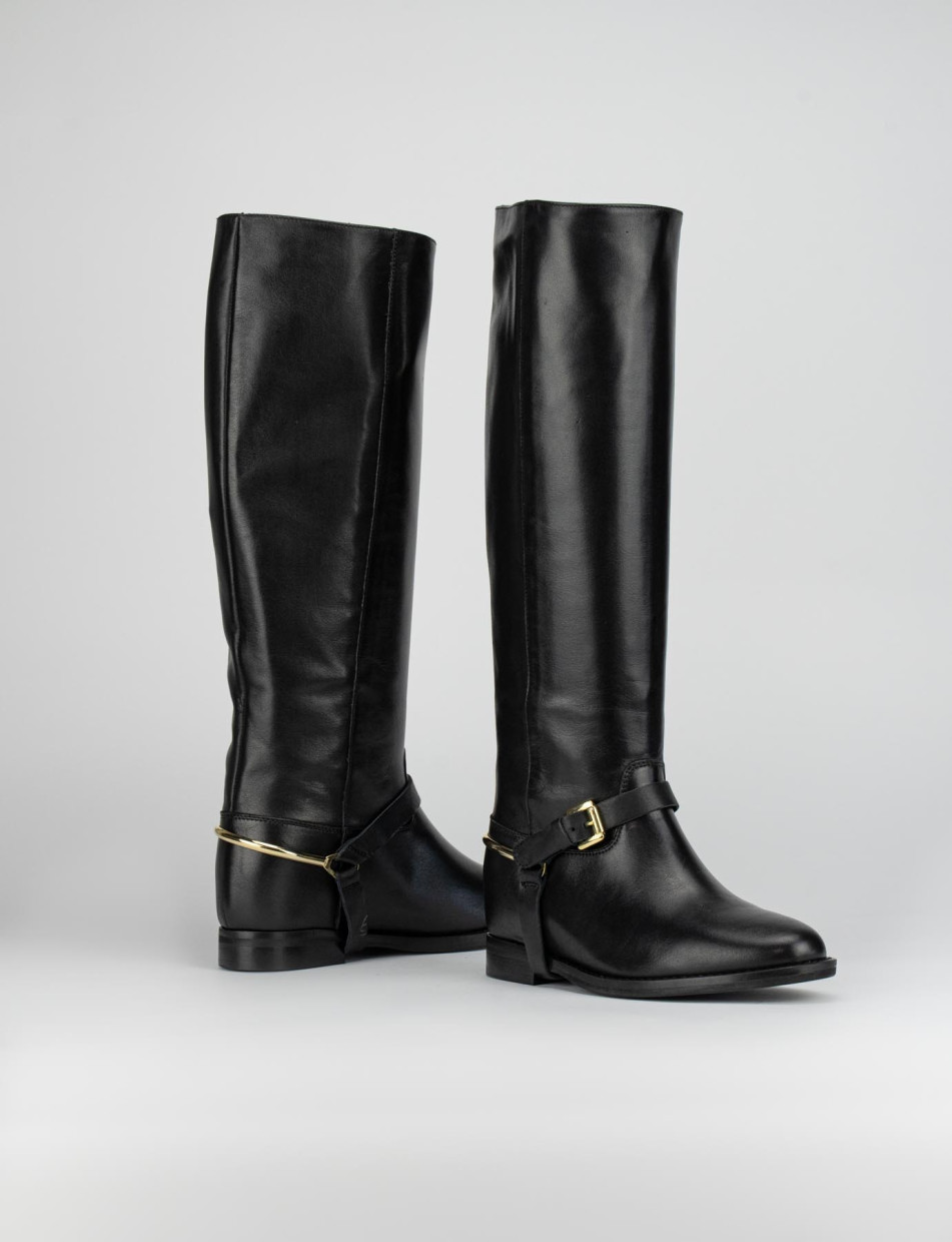 Botas de tacón bajo tacón 3 cm negro cuero