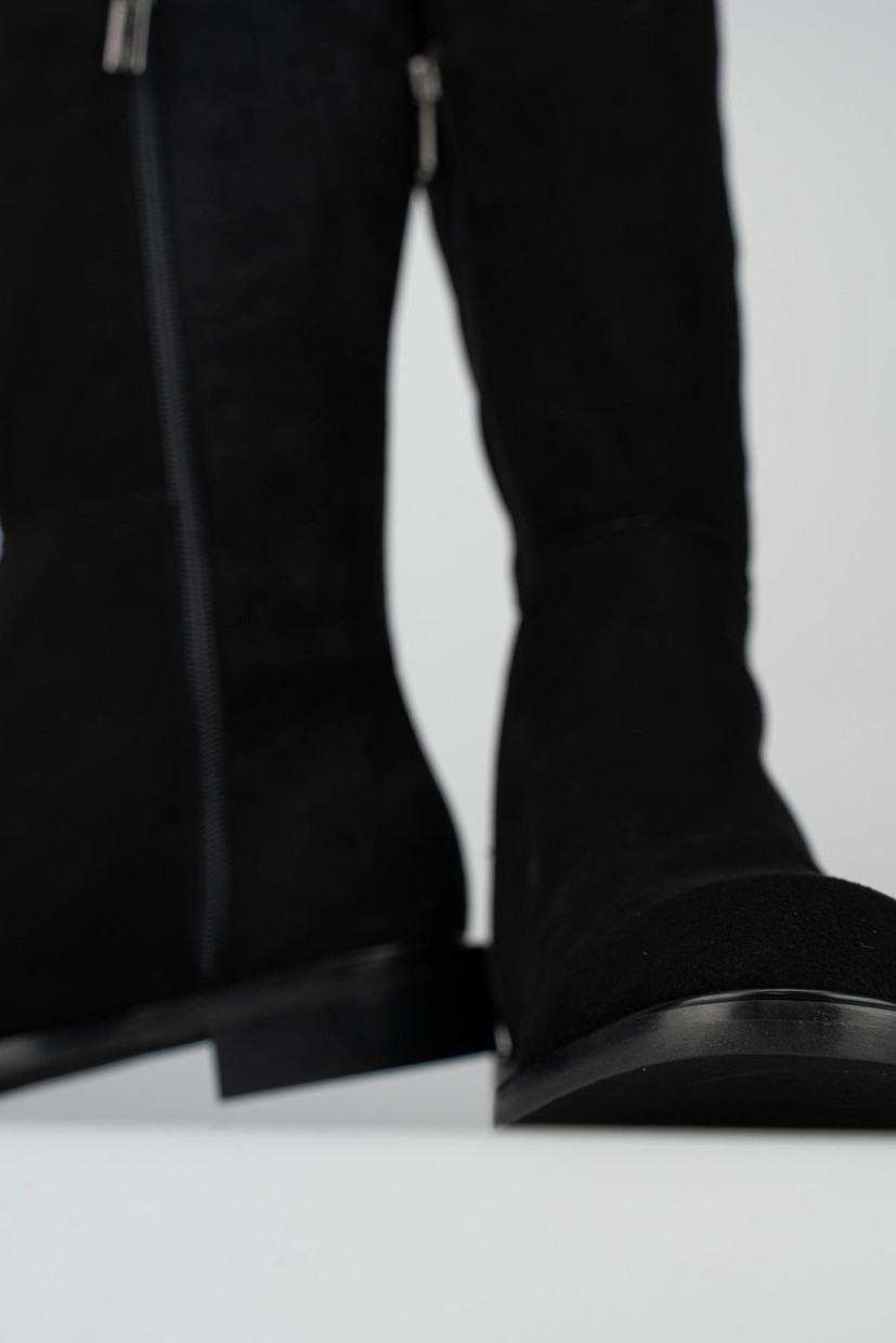Low heel boots heel 3 cm black chamois