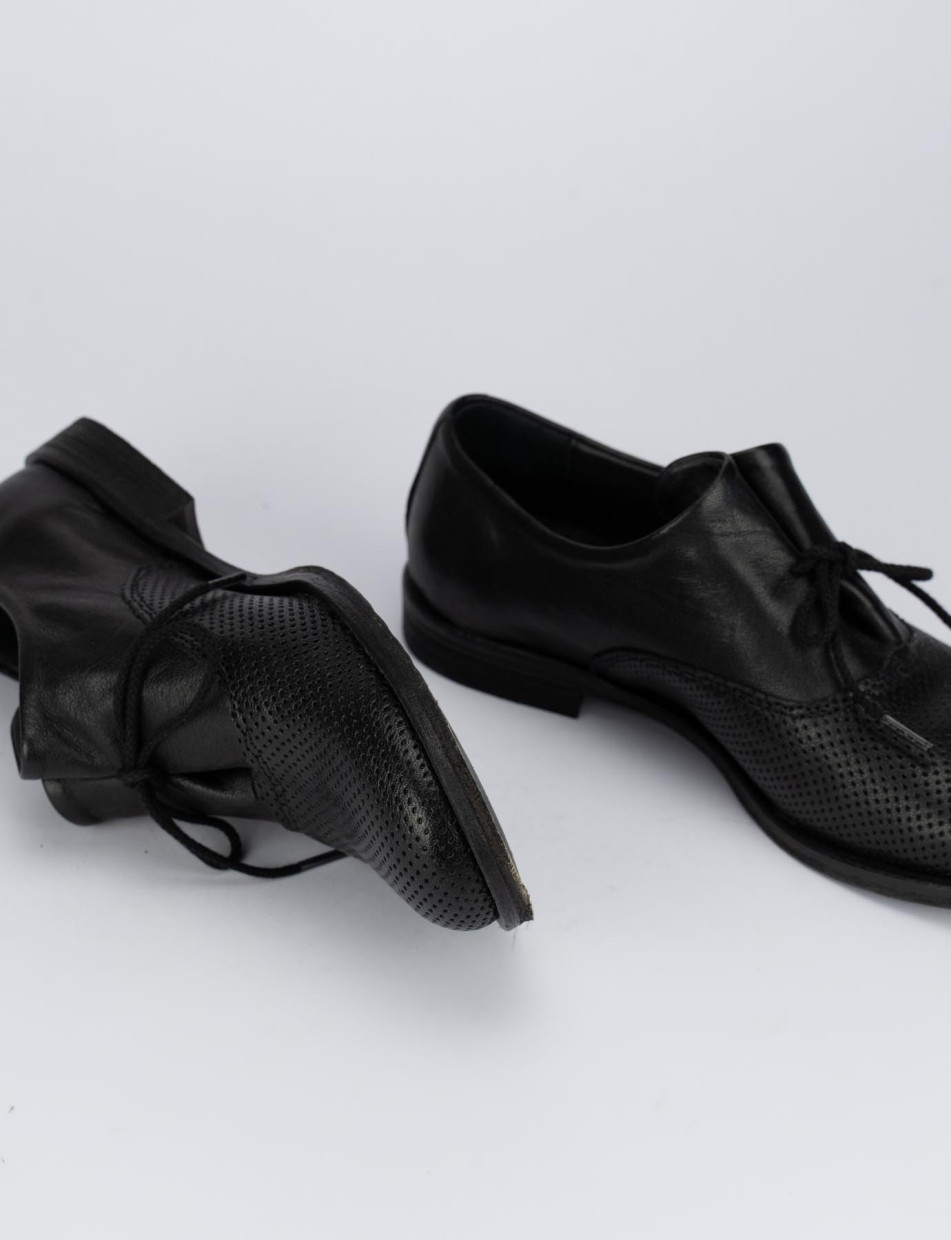 Zapatos de cordones negro cuero