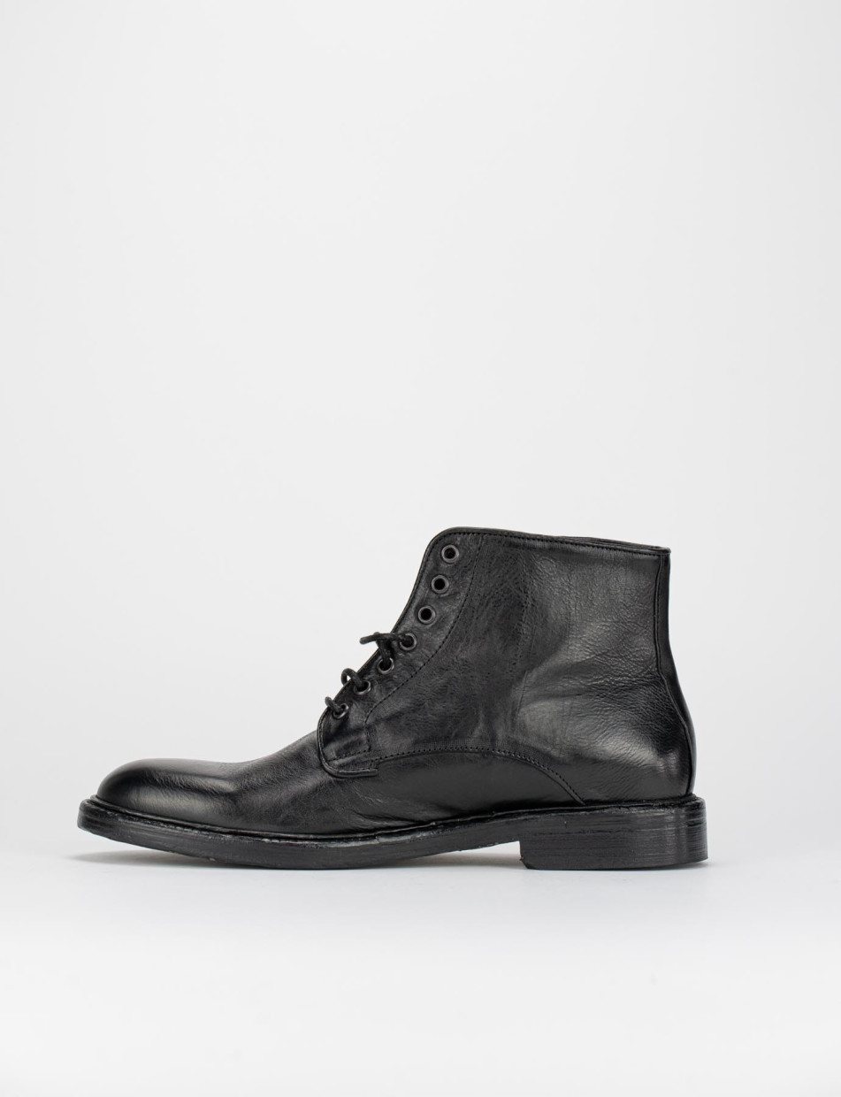 Botas militares tacón 2 cm negro cuero