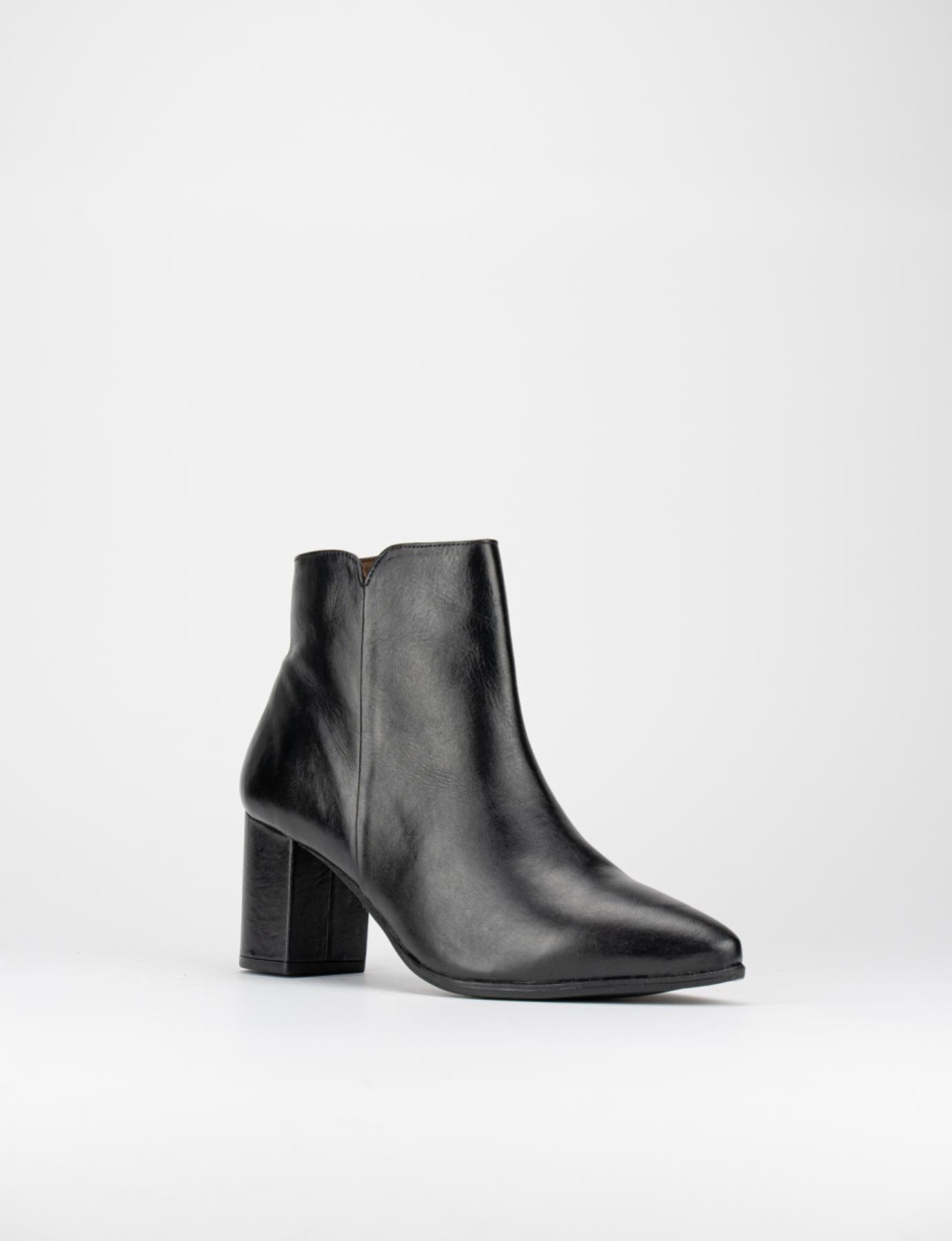 Botines de tacón alto tacón 5 cm negro cuero