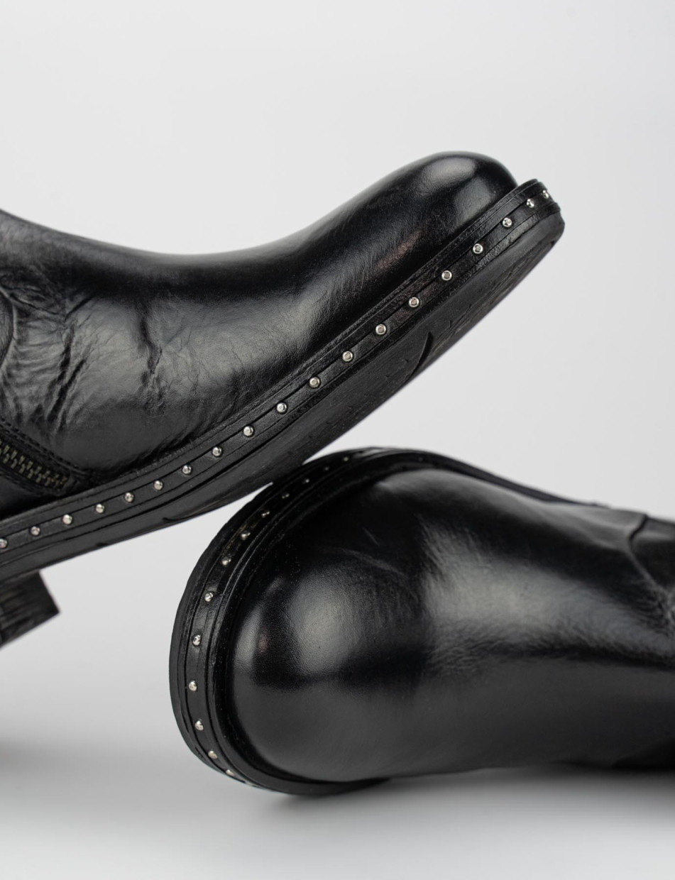 Botines de tacón bajo tacón 2 cm negro cuero