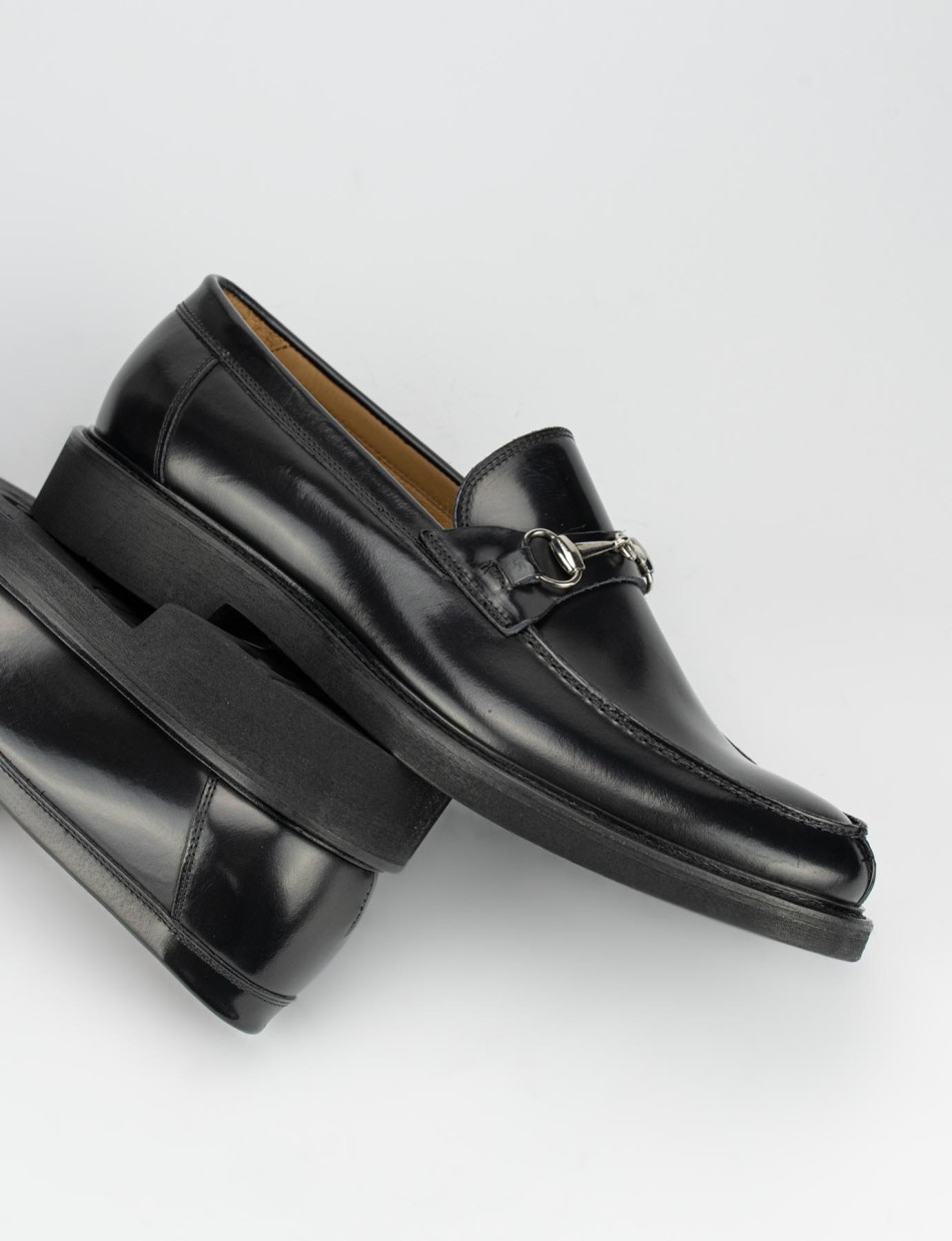 Mocasines tacón 2 cm negro cuero