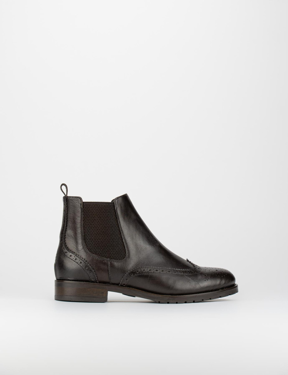 Botines de tacón bajo tacón 2 cm marrón oscuro cuero