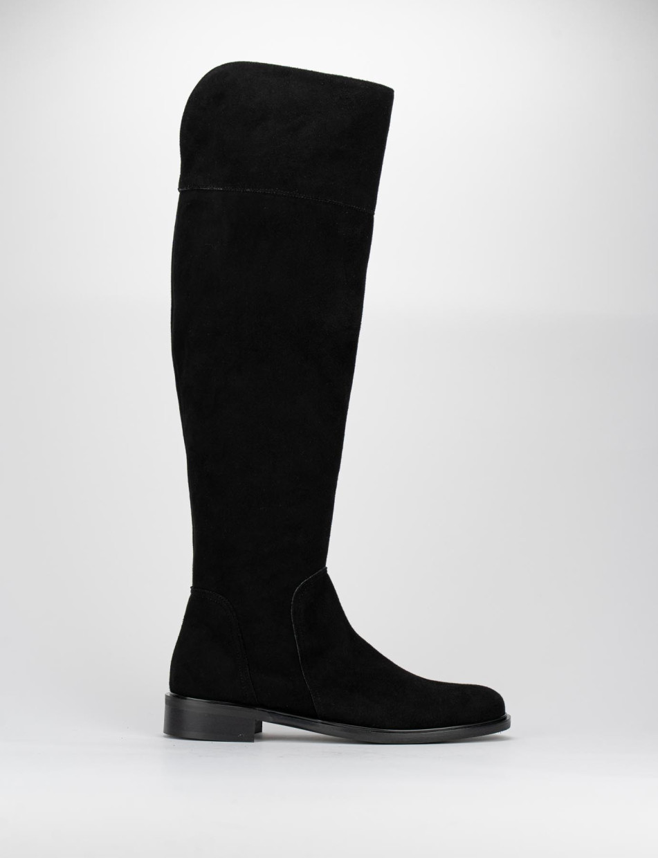 Stivale tacco 3 cm nero