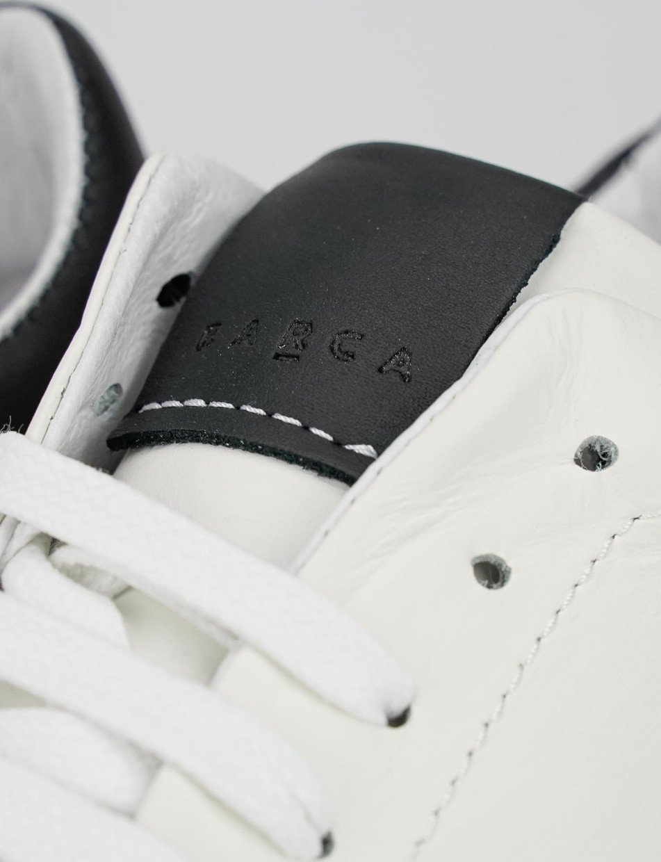 Zapatillas deportivas blanco cuero