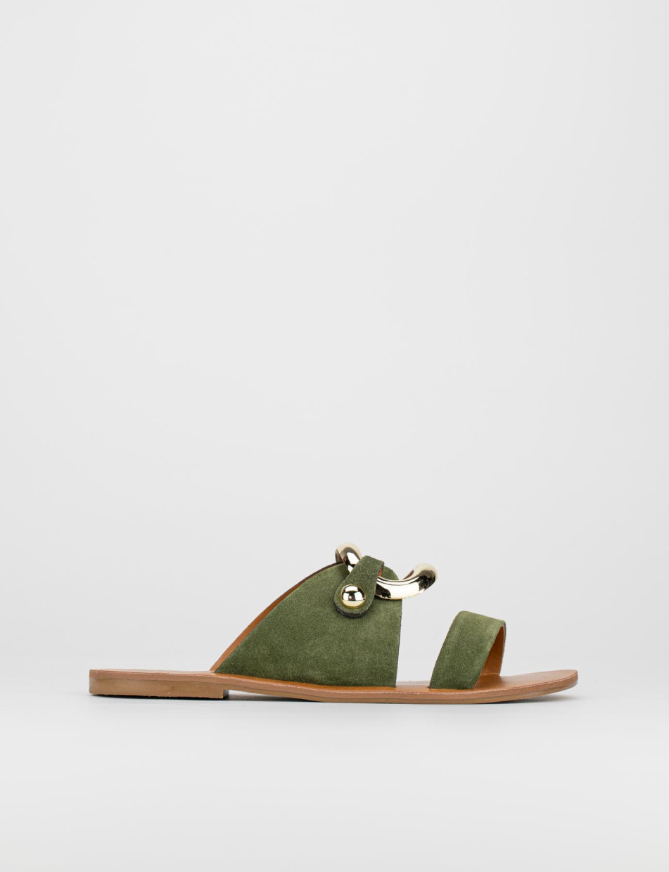Mules tacón 1 cm verde ante