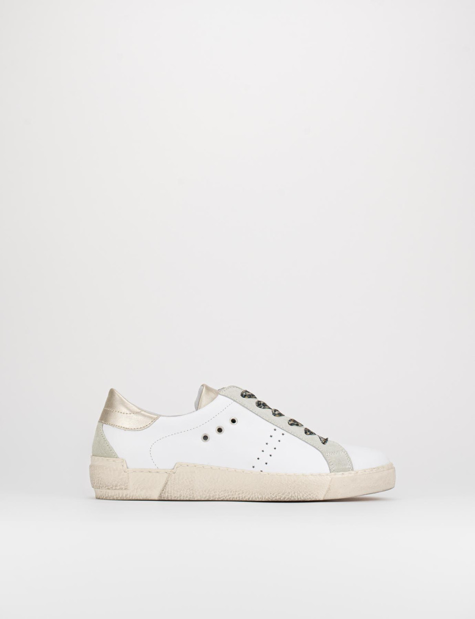 Zapatillas deportivas blanco cuero