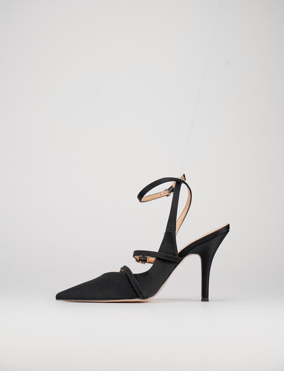 Pumps heel 9 cm black satin