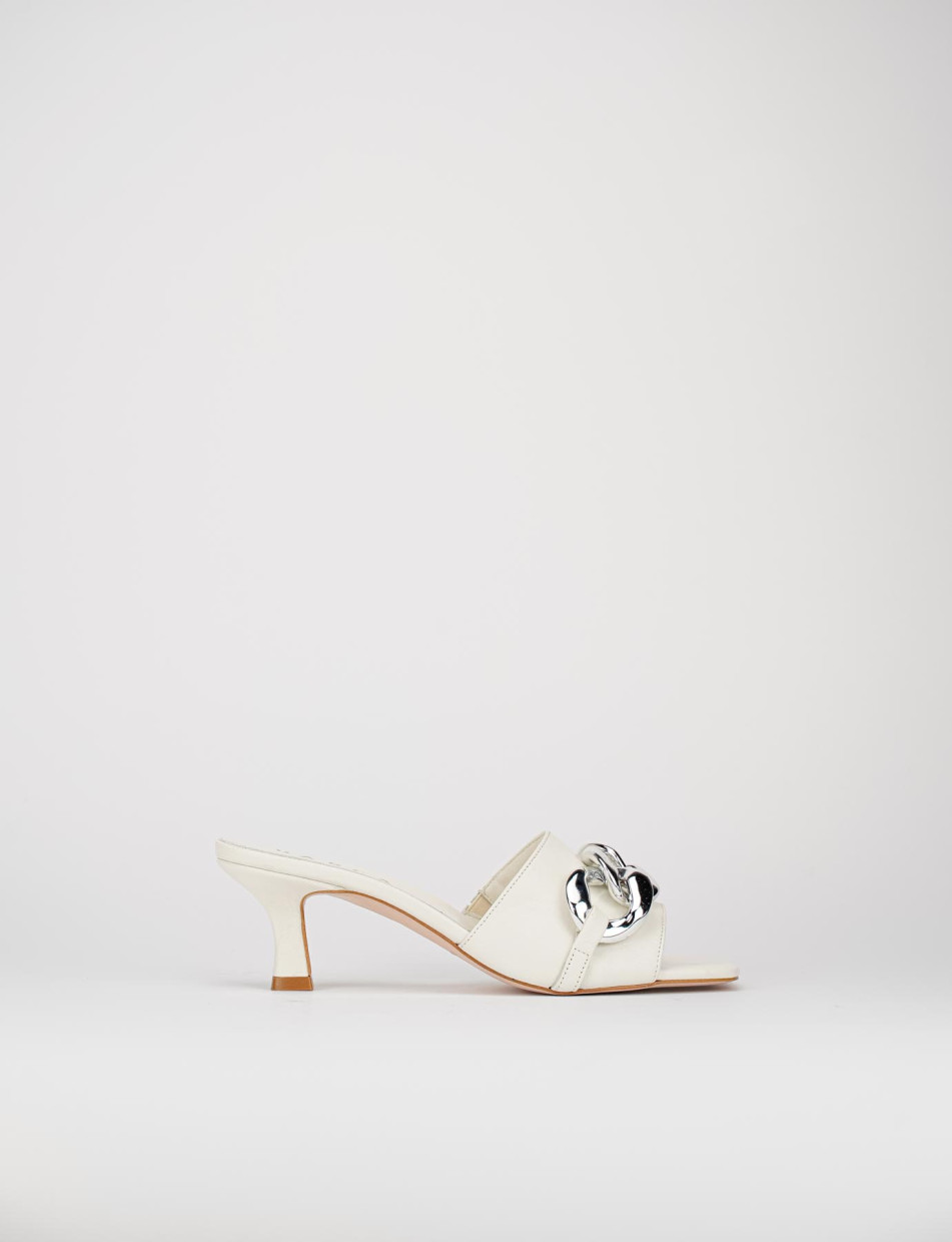 Mules tacón 5 cm blanco cuero