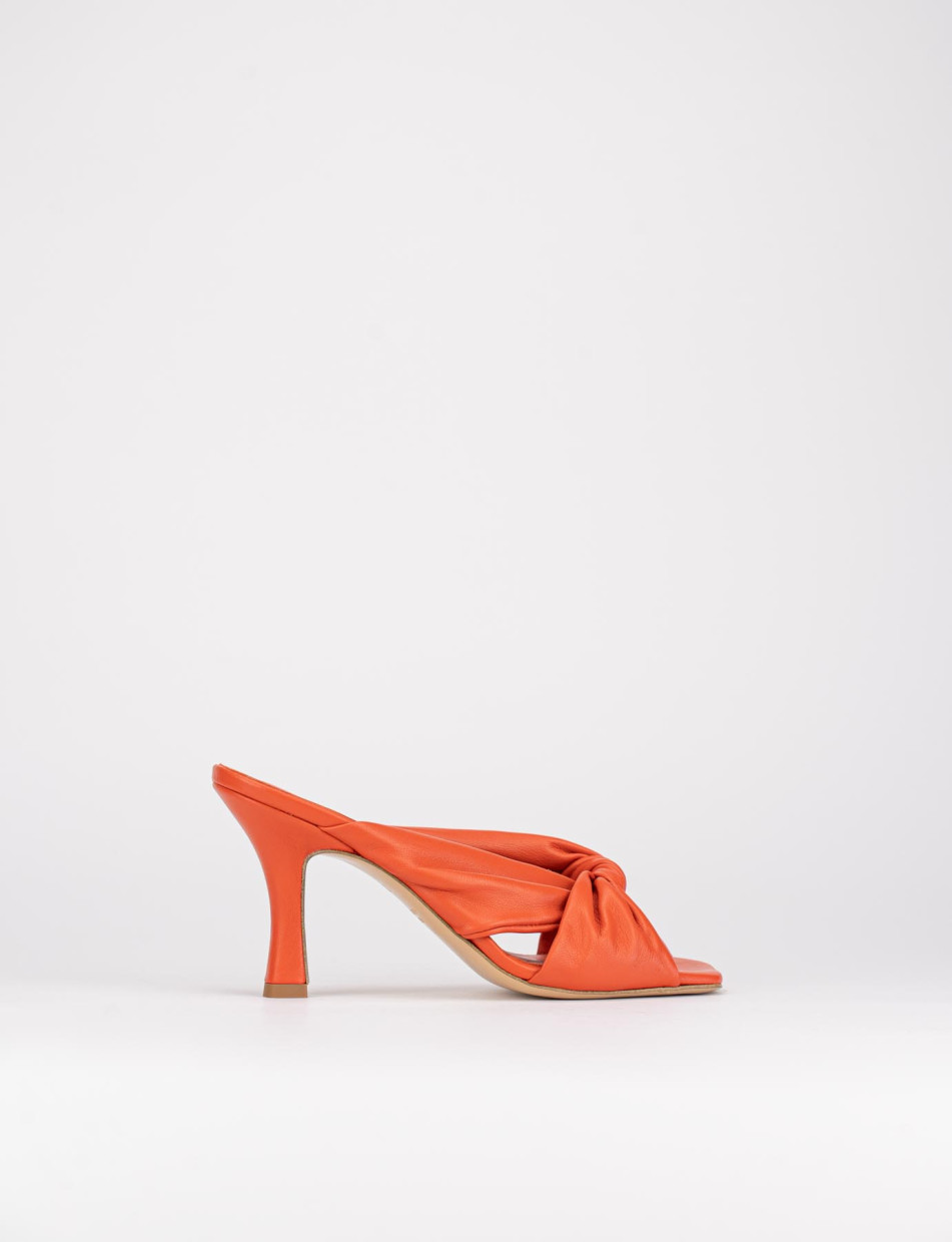 Mules tacón 8 cm rojo cuero