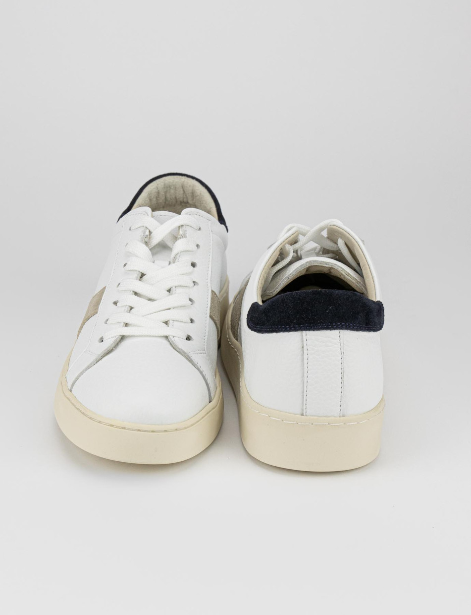 Sneakers white leather