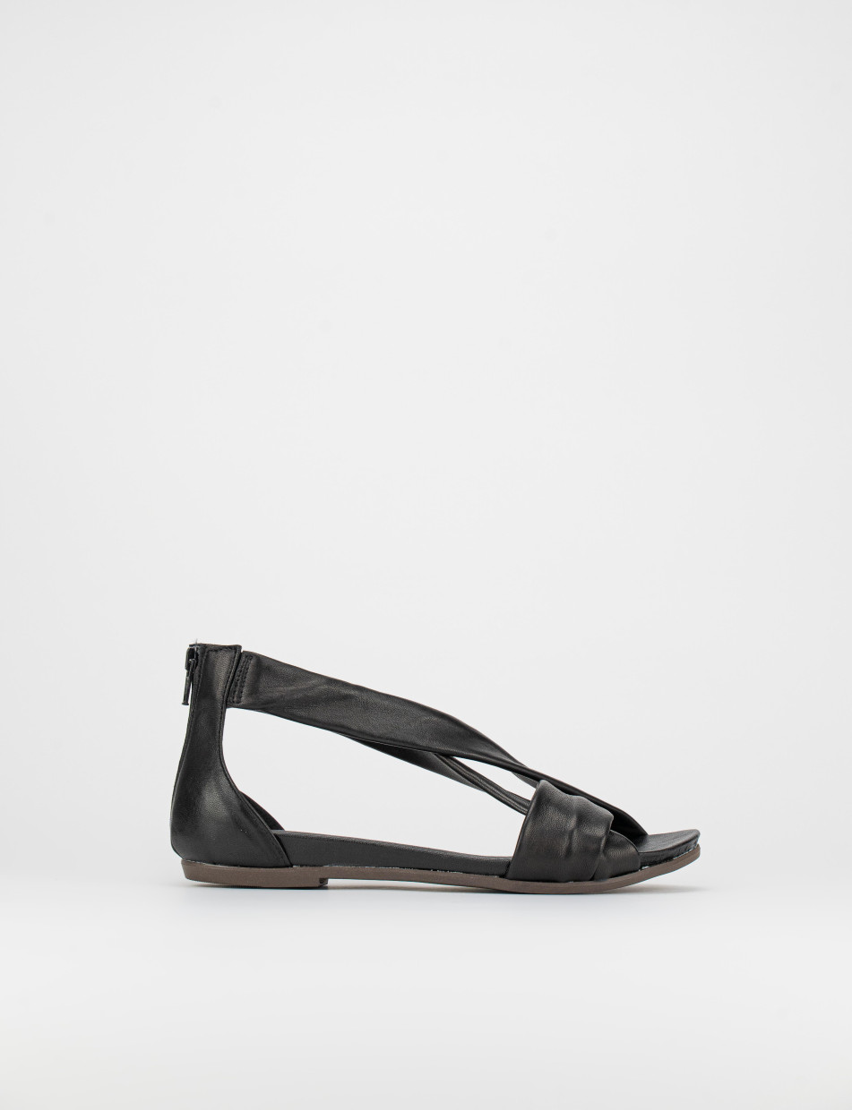 Low heel sandals heel 1 cm black leather