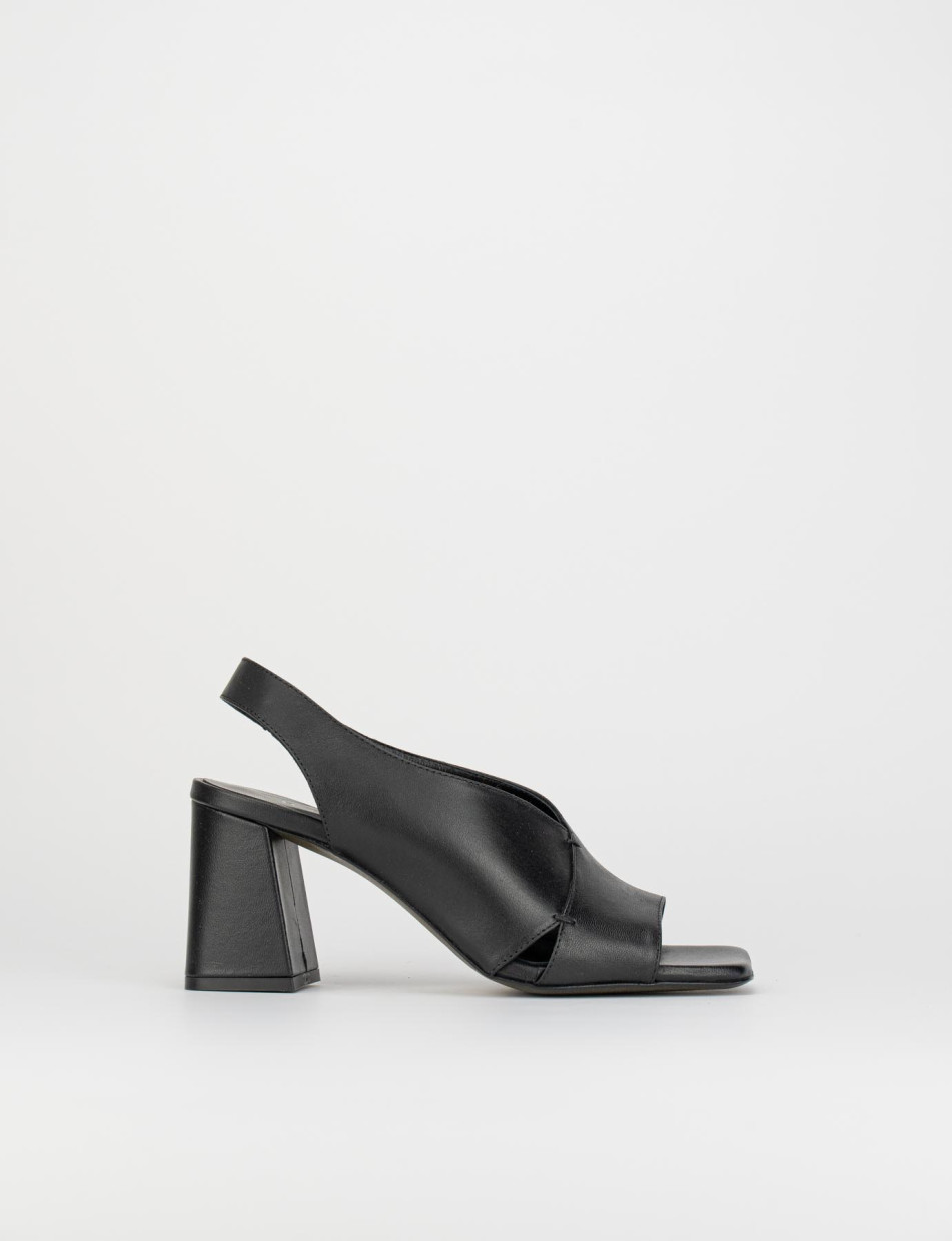 Sandalias de tacón alto tacón 7 cm negro cuero
