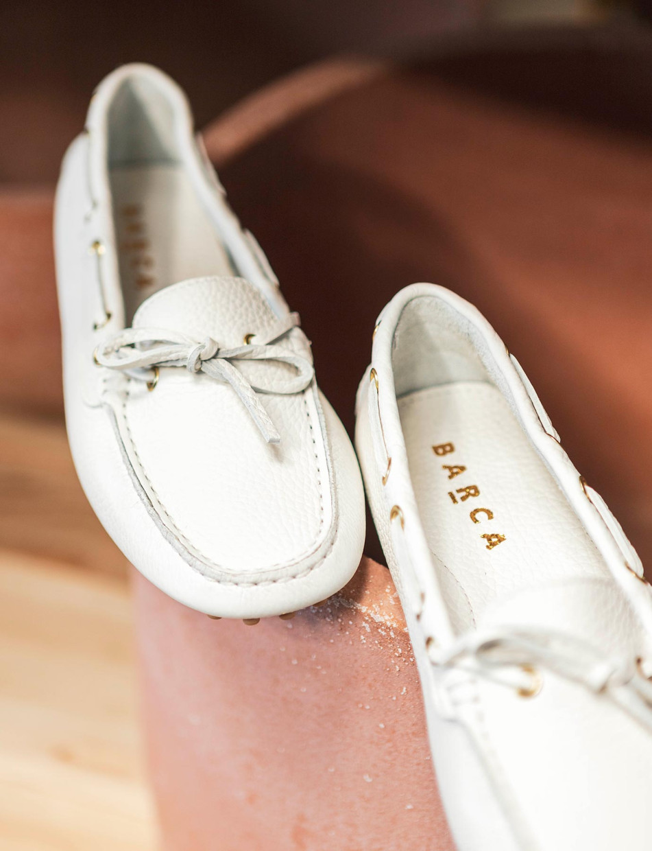 Mocasines tacón 1 cm blanco cuero