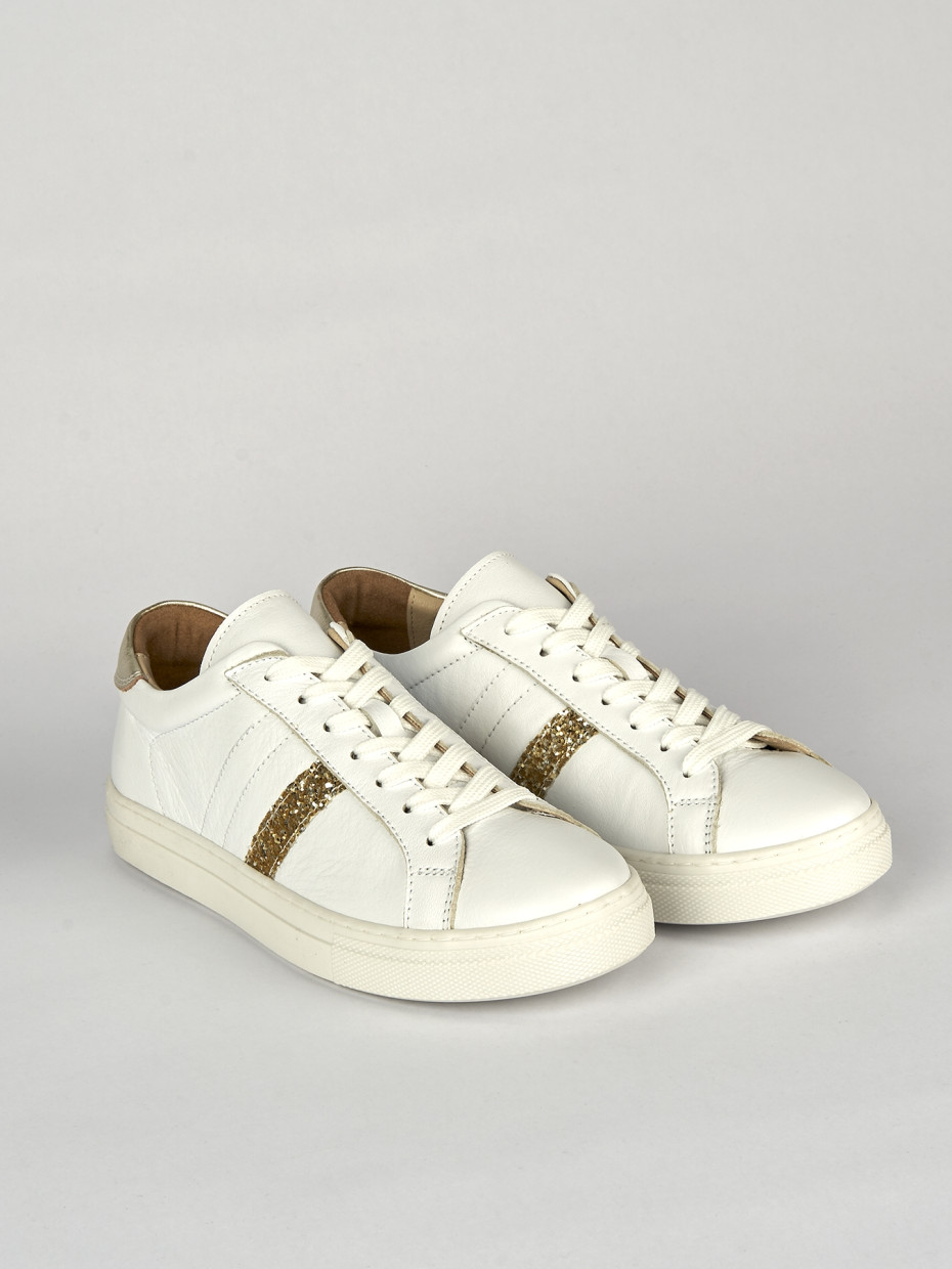 Zapatillas deportivas blanco cuero