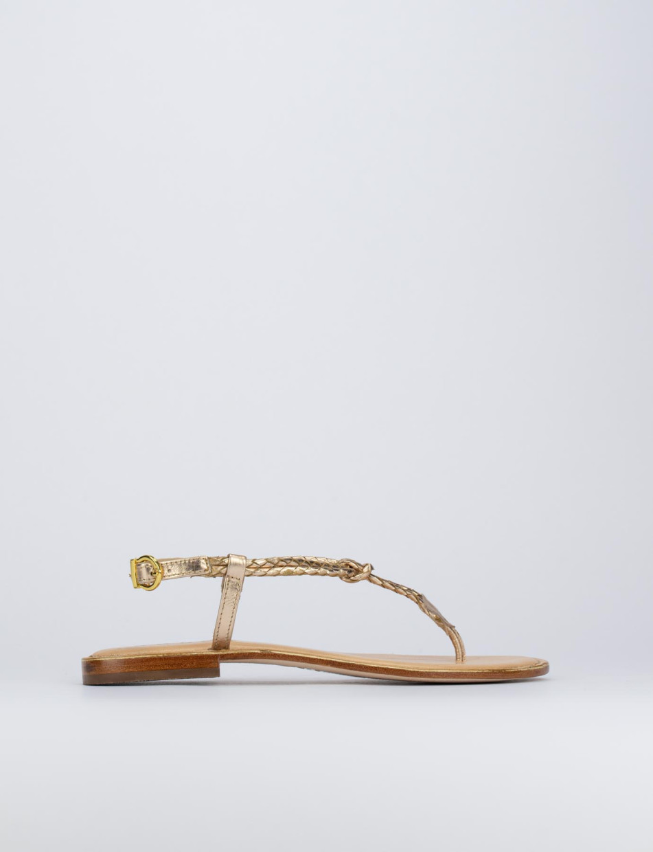 Sandalias de dedo tacón 1 cm oro cuero