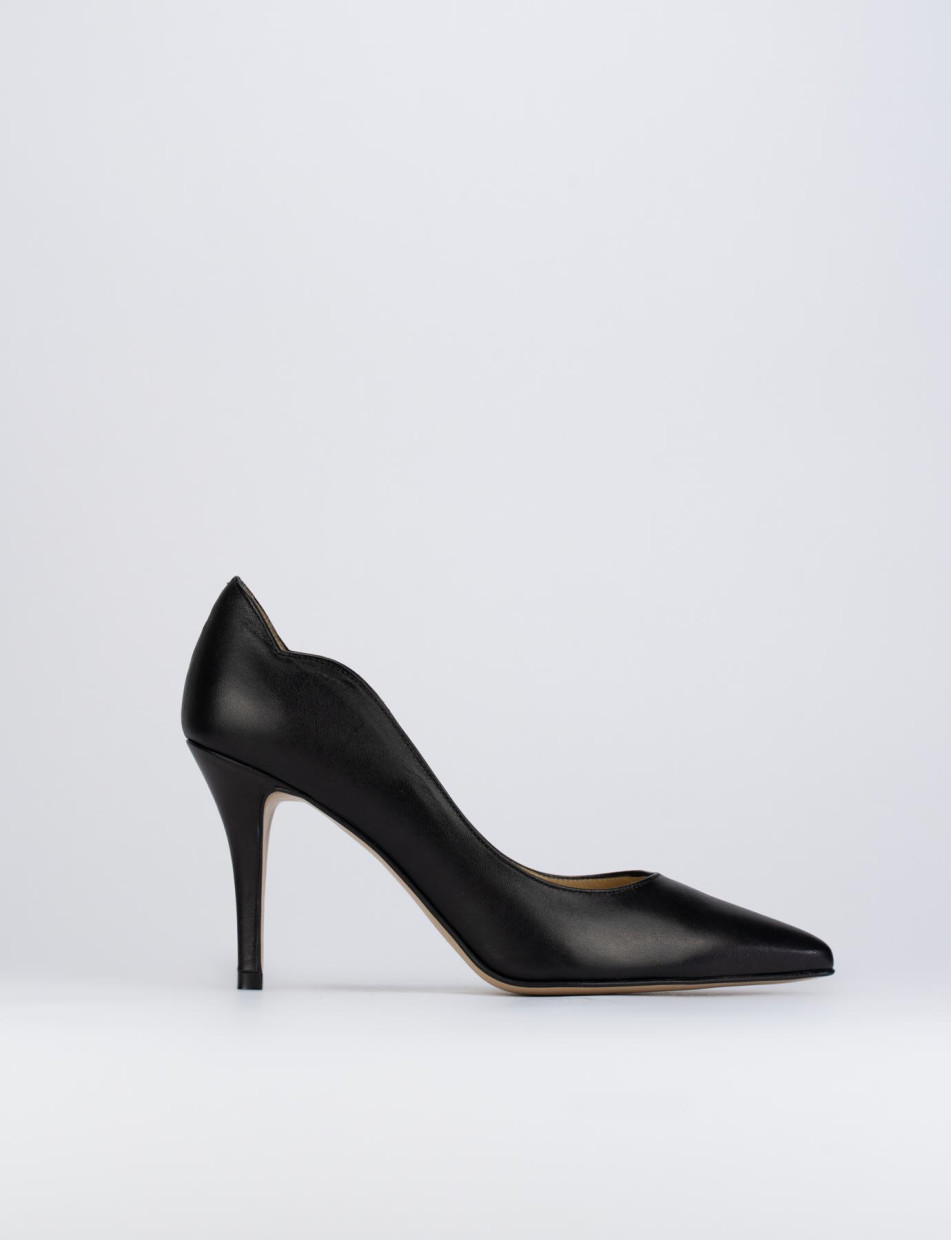 Pumps heel 7 cm black leather