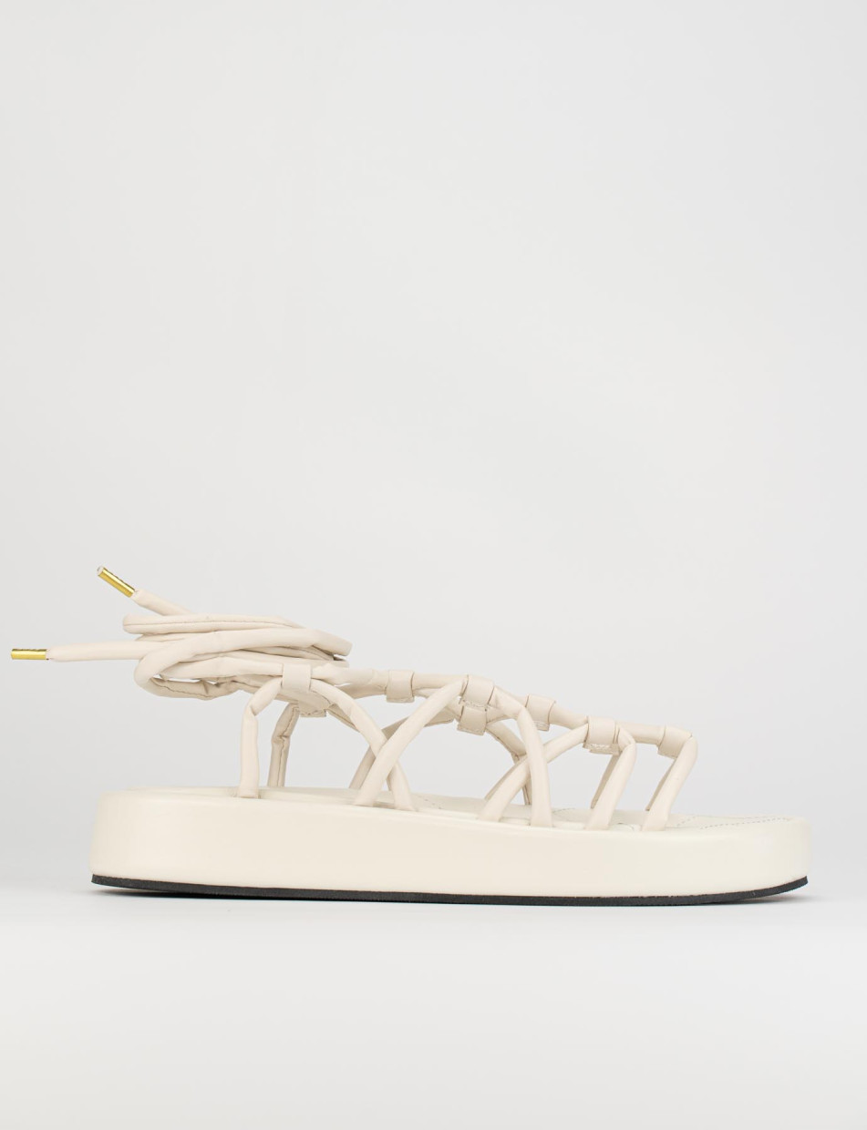Sandalias de tacón bajo tacón 1 cm blanco cuero