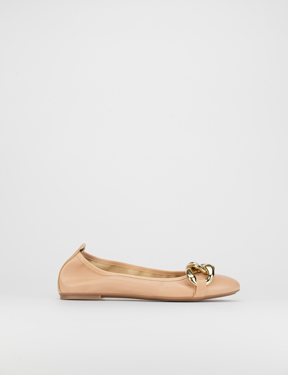 Bailarinas tacón 1 cm beis cuero