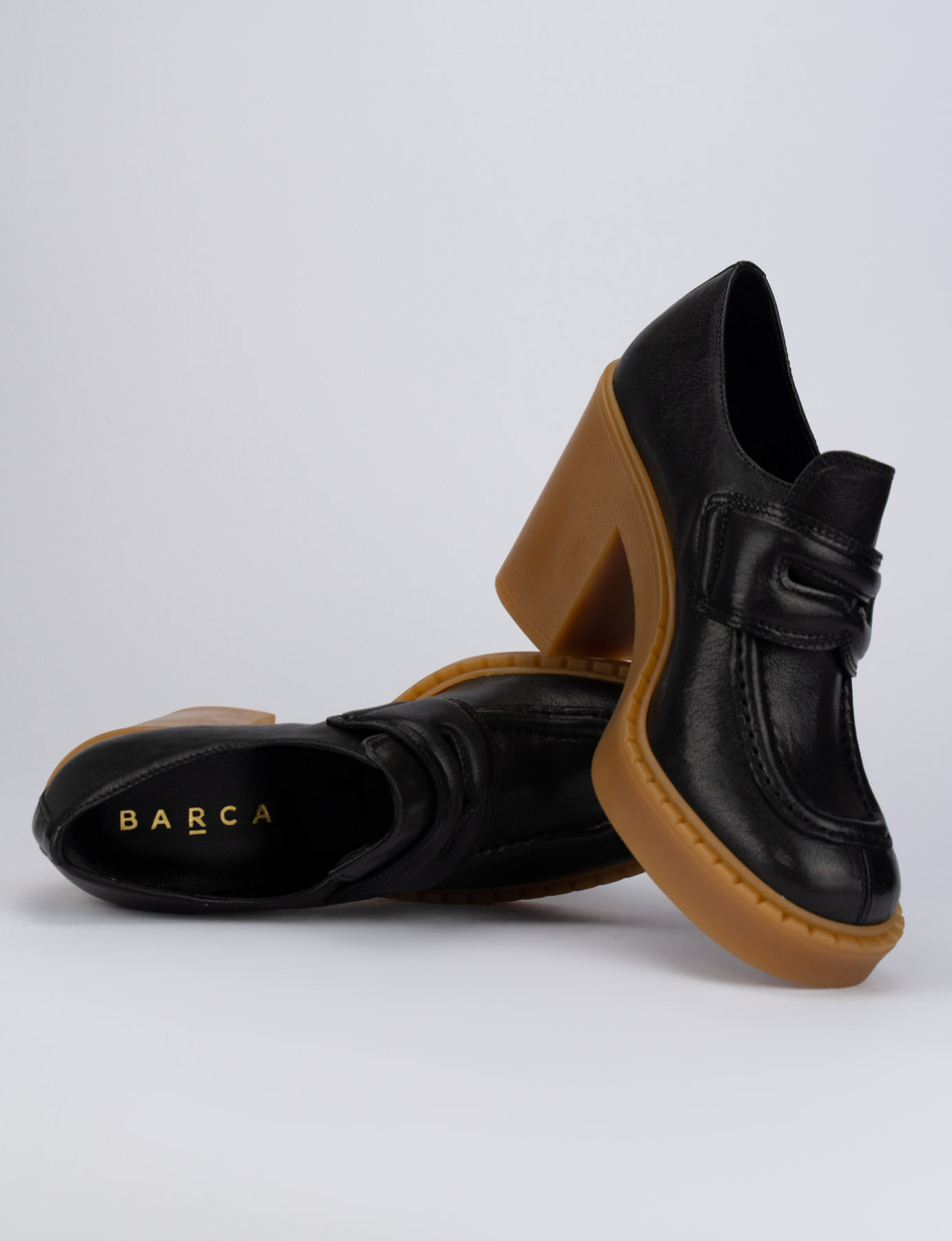 Mocasines tacón 7 cm negro cuero
