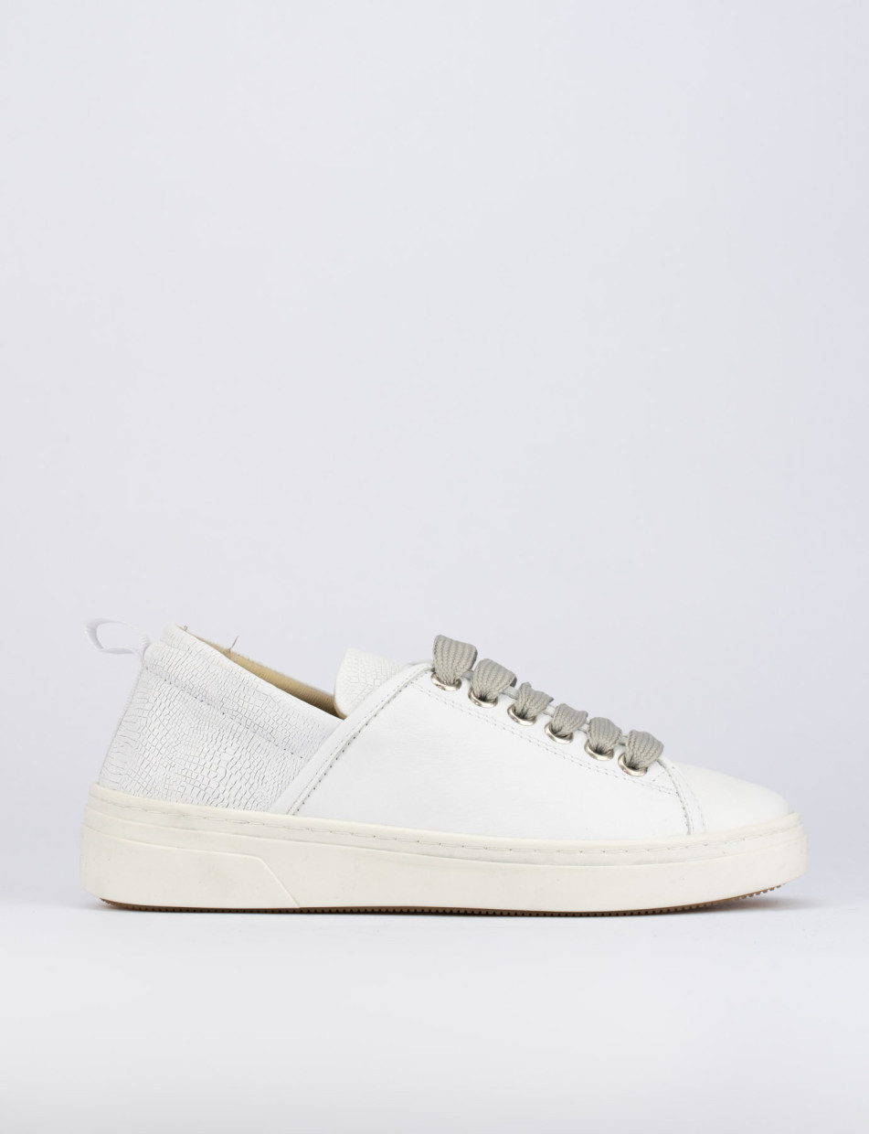 Zapatillas deportivas blanco cuero