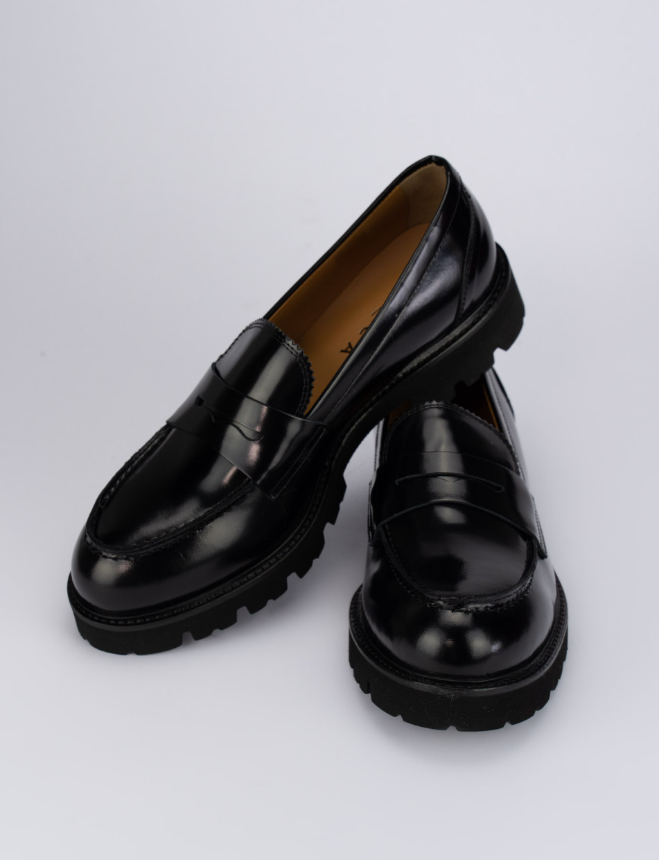 Mocasines tacón 1 cm negro cuero