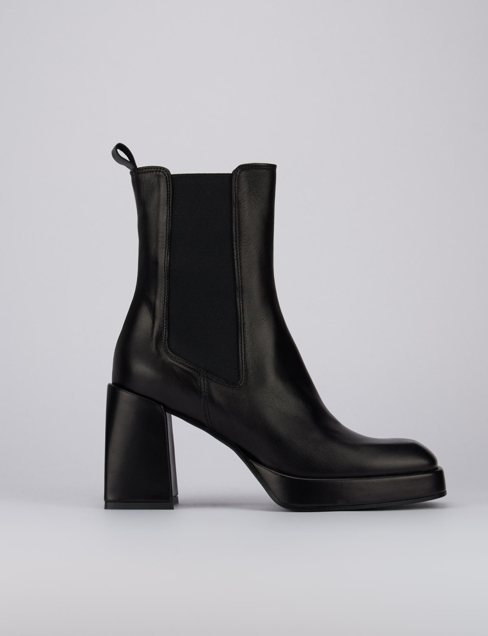 Botines de tacón alto tacón 9 cm negro cuero