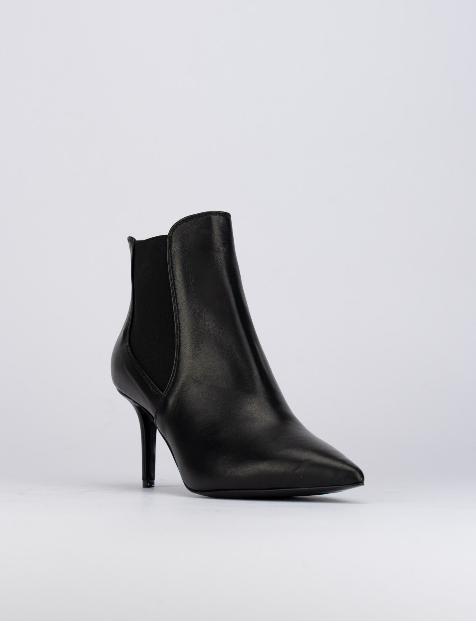 Botines de tacón alto tacón 5 cm negro cuero