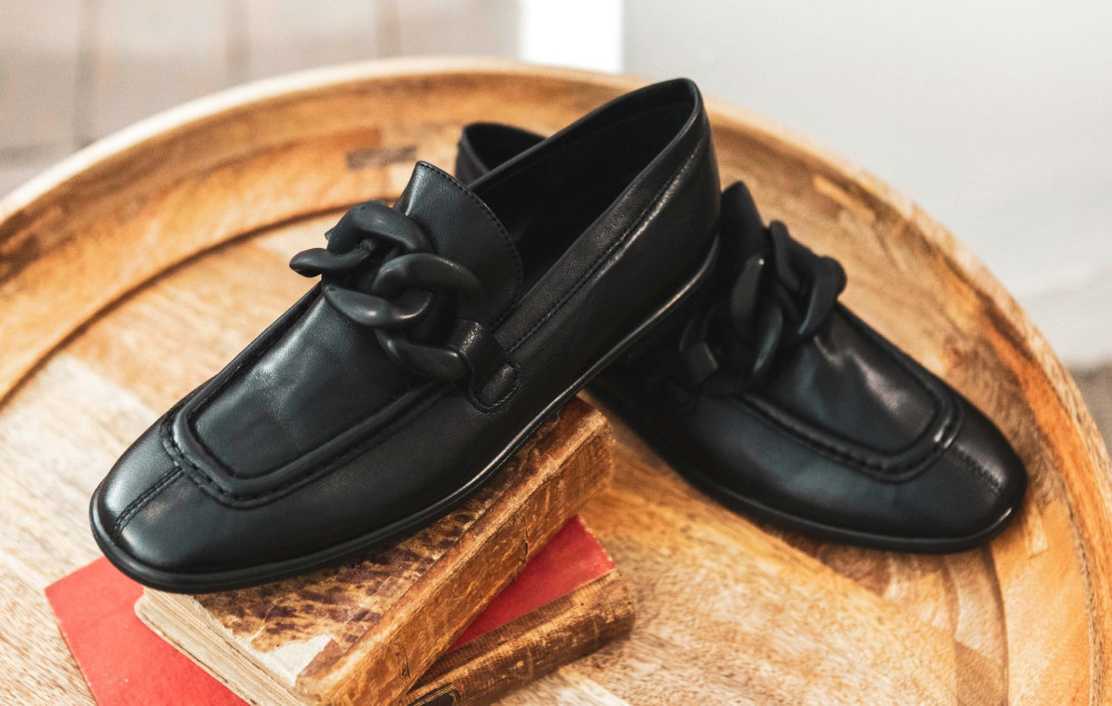 Mocasines tacón 1 cm negro cuero