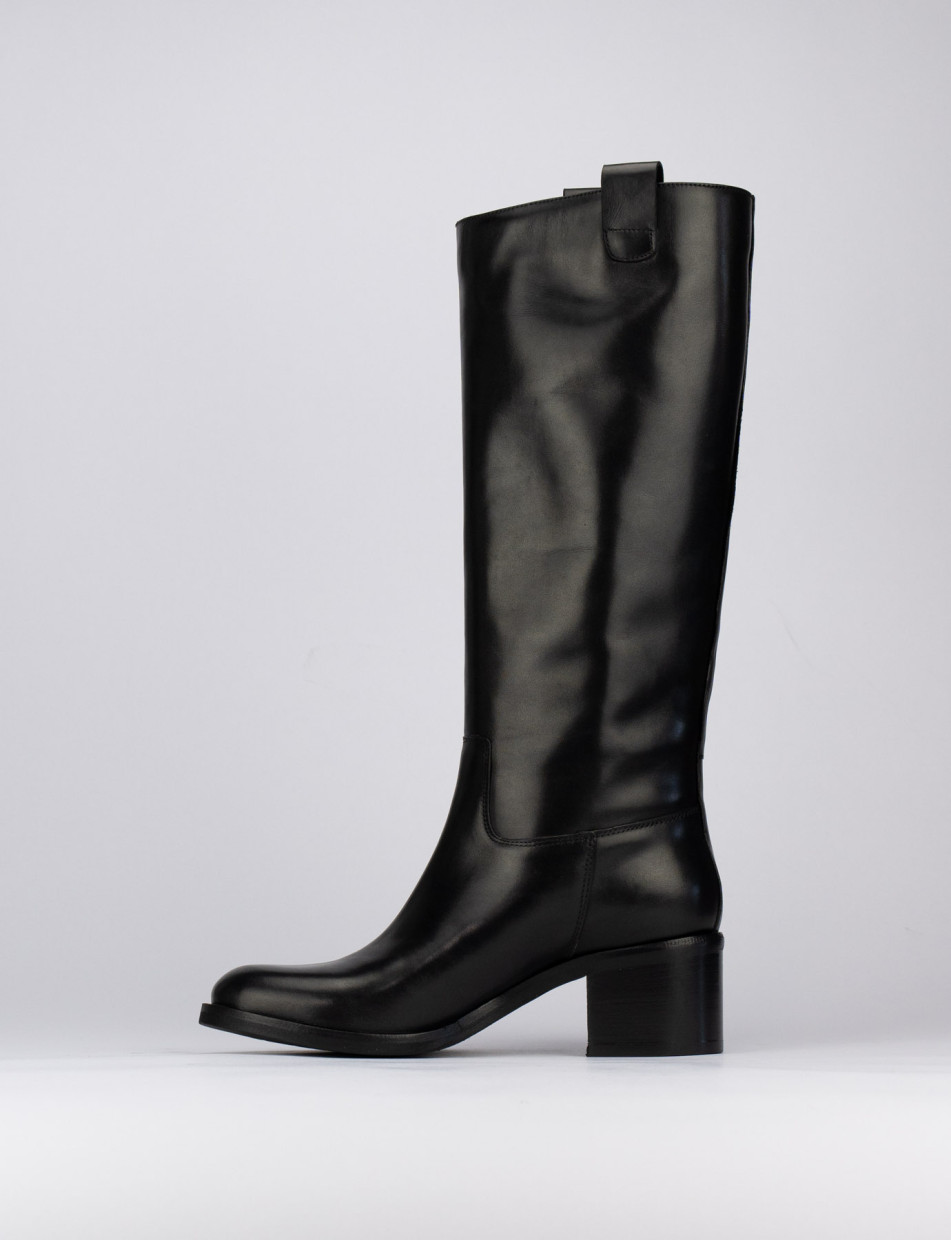 High heel boots heel 5 cm black leather