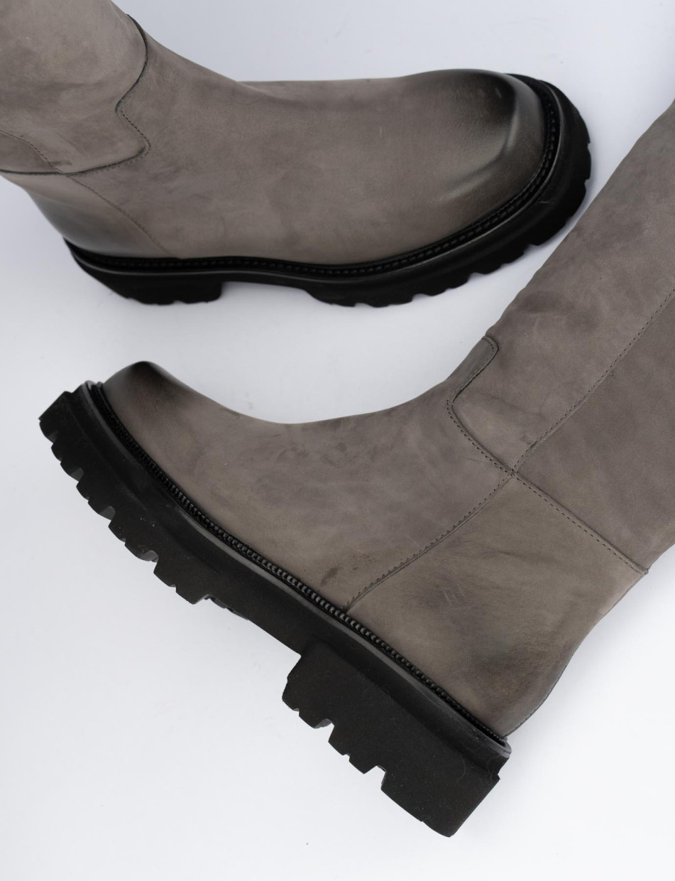 Outlet - mujer tacón 1 cm beis nobuk