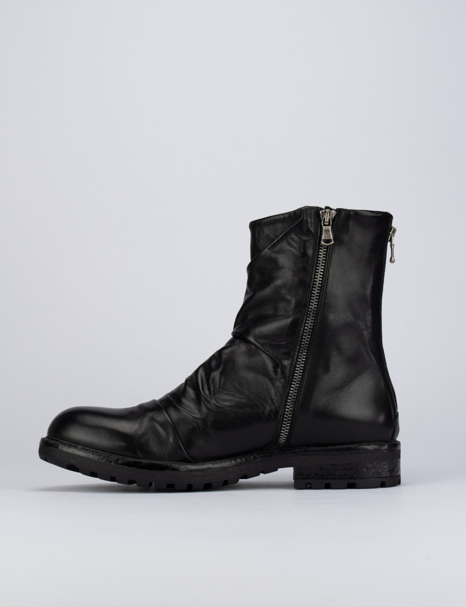 Botines negro cuero