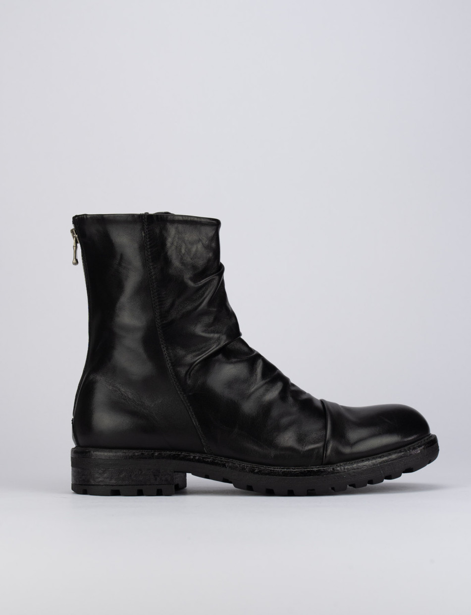 Botines negro cuero