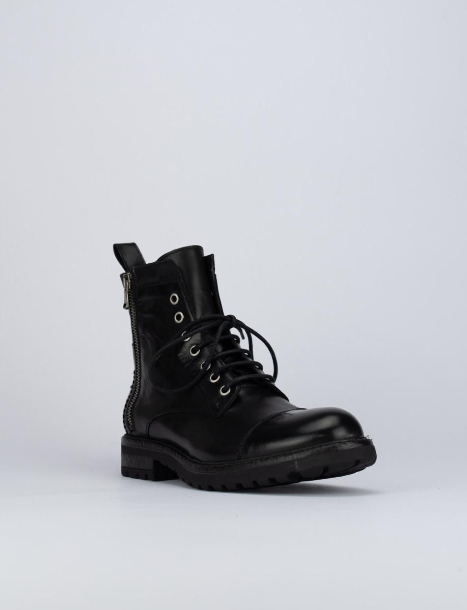 Botas militares tacón 1 cm negro cuero
