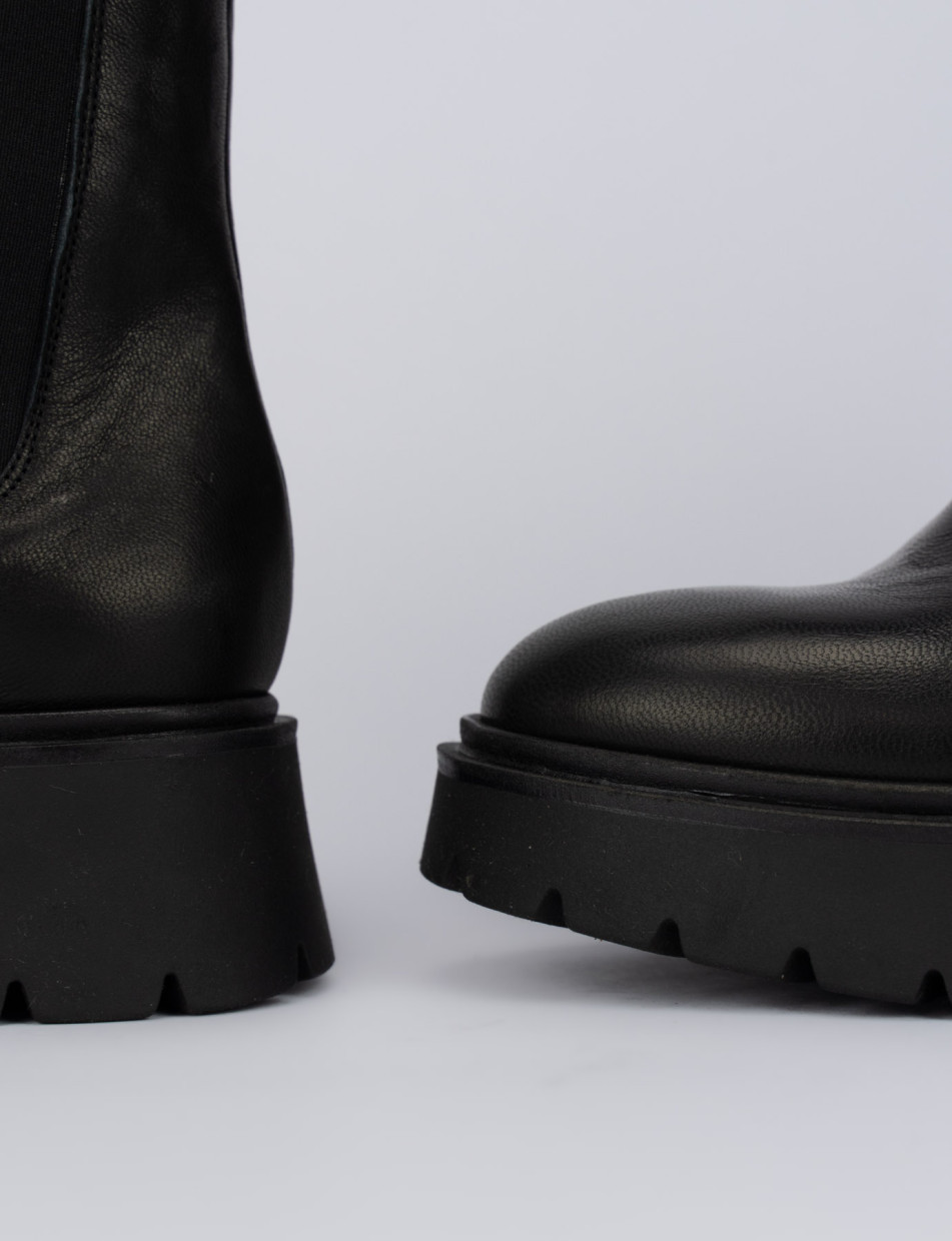 Botines de tacón bajo tacón 2 cm negro cuero