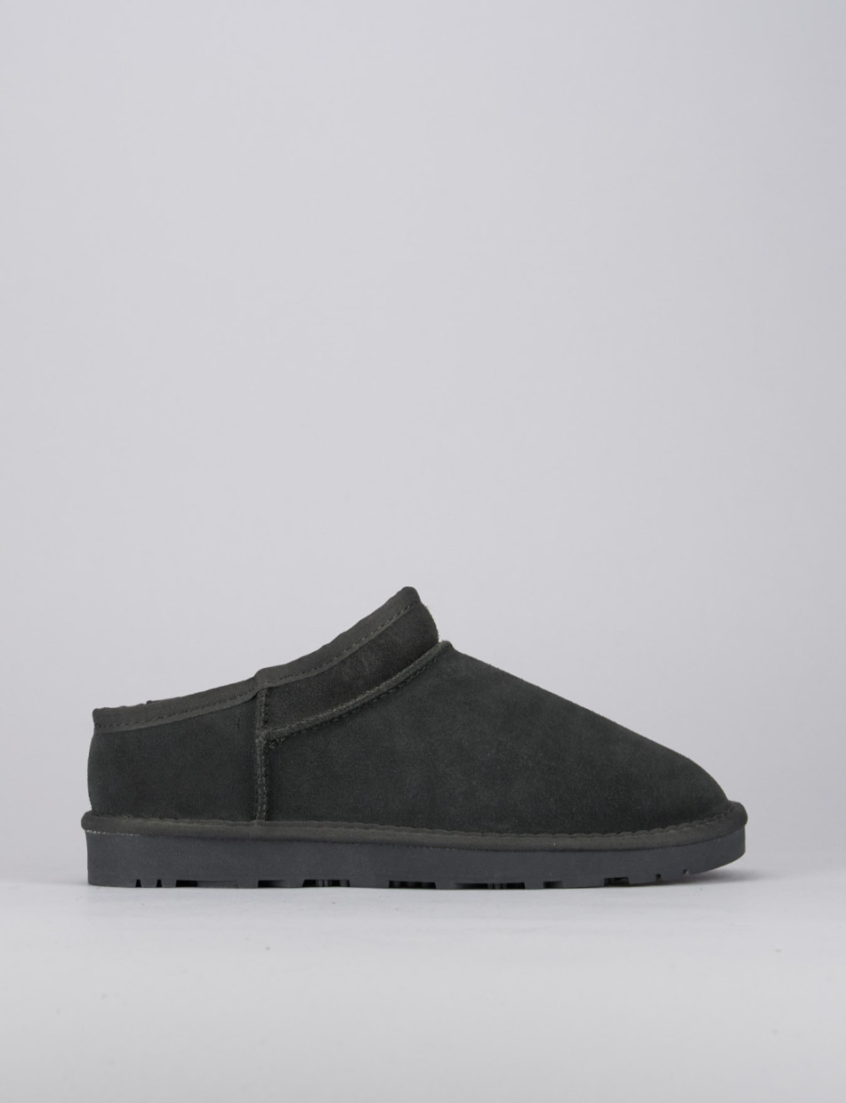 Botines de tacón bajo tacón 1 cm gris ante