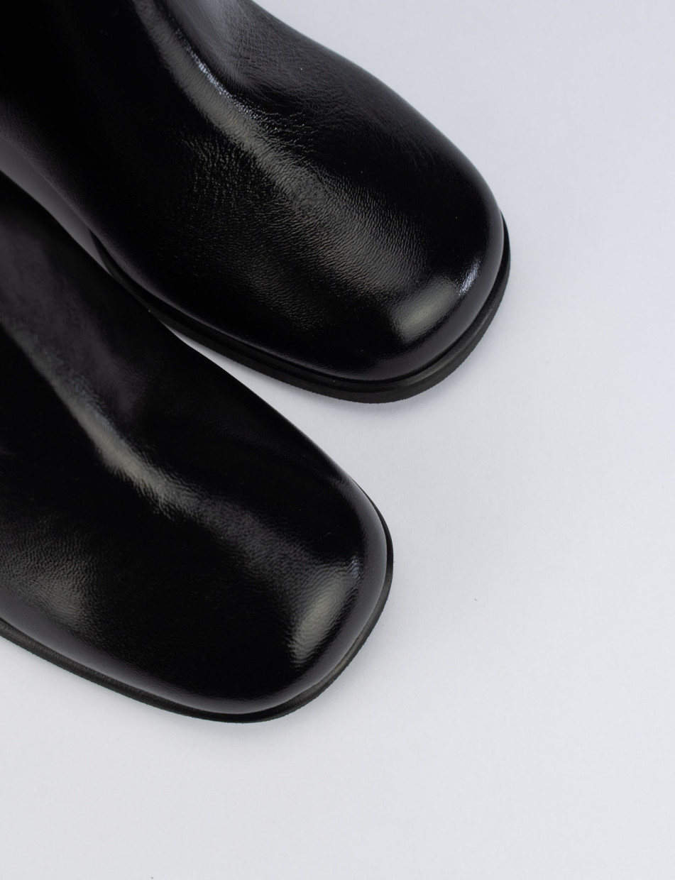 High heel ankle boots heel 5 cm black leather