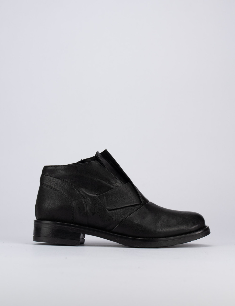 Botines de tacón bajo tacón 1 cm negro cuero