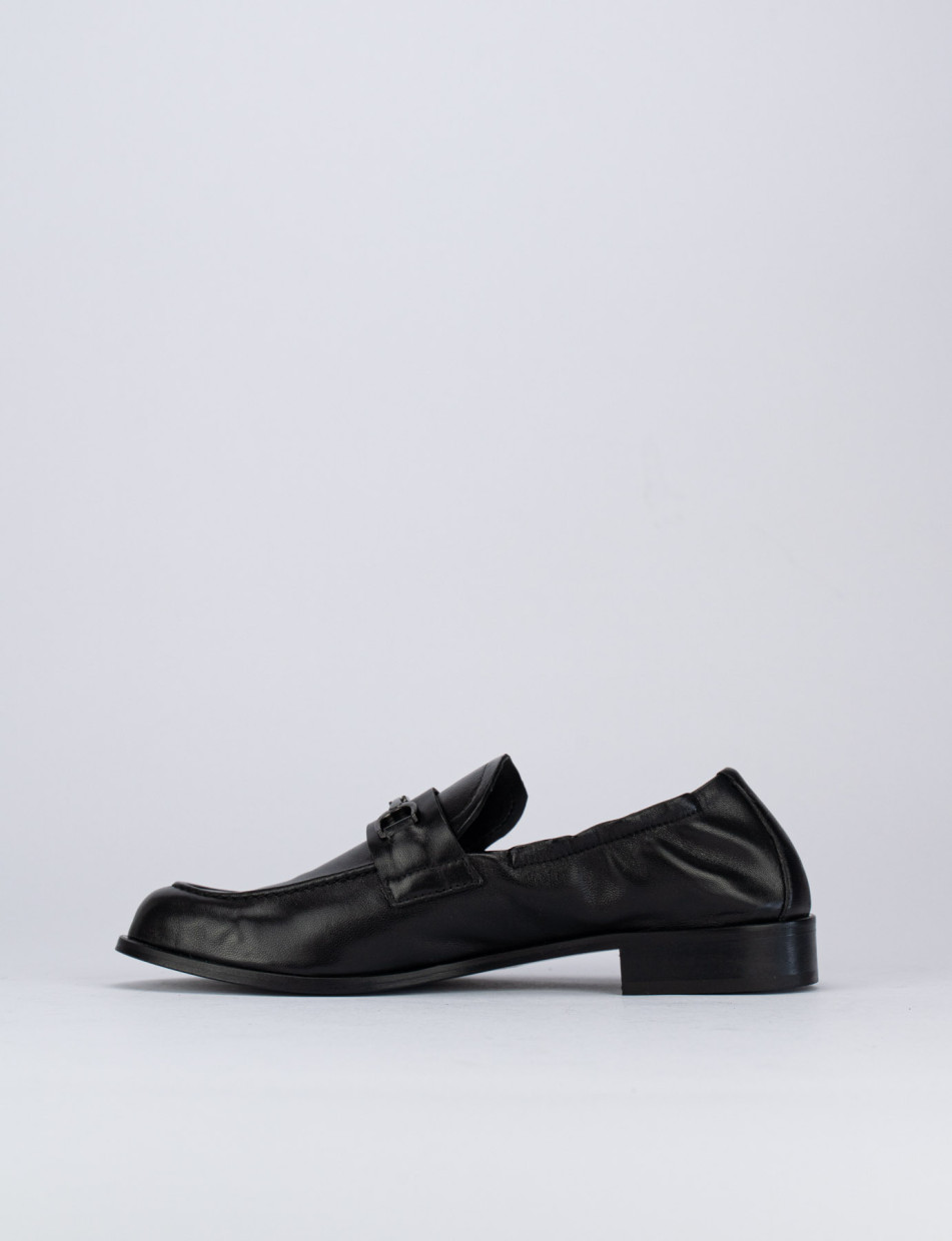 Mocasines tacón 1 cm negro cuero